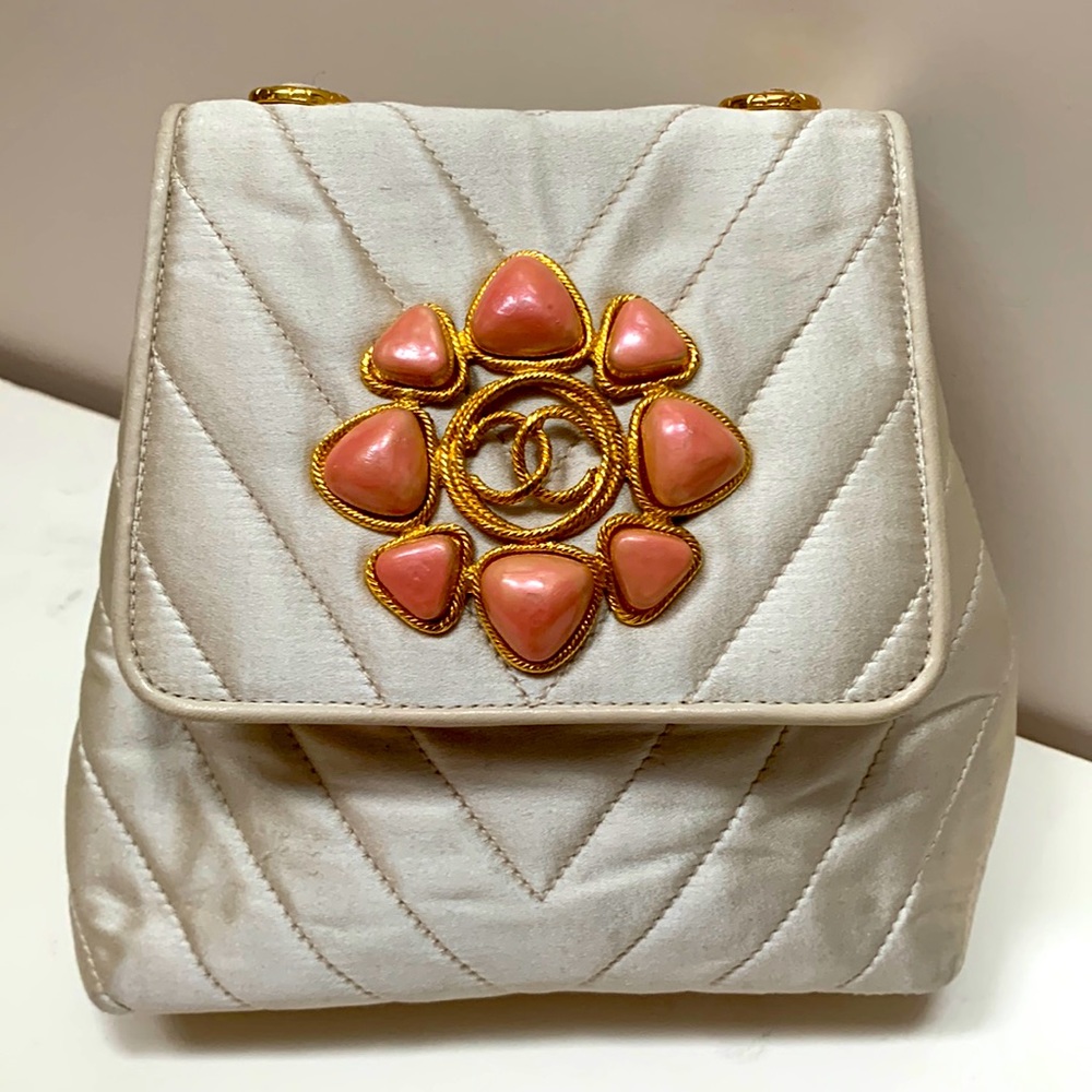 CHANEL Chevron Ivory Satin Vintage Peach 🍑 Pink Gold Jewel Gem Stone CC Logo